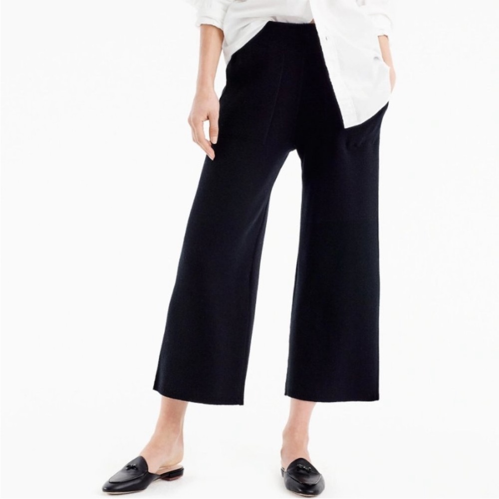 Wide Led, Knit Pant.